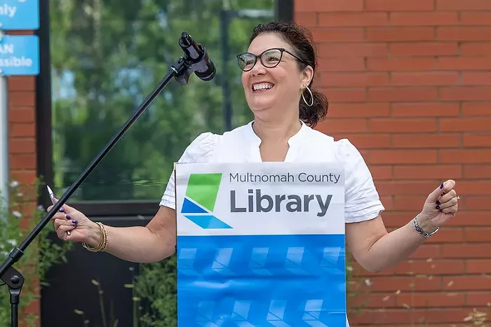 Good Morning, News: DOJ Employee Gets Bamboozled, Joe Rogan Gets Schooled, and County Leaders Get Skeptical of Police After Recent Violence Near a Library